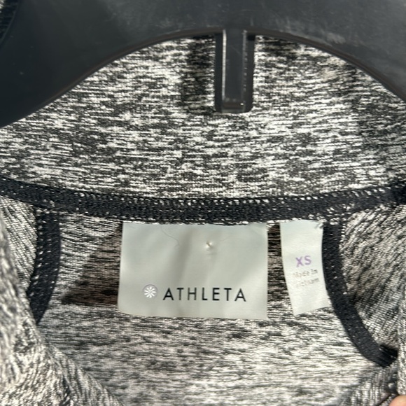 Athleta Running Wild 3.0 Half Zip - Picture 7 of 7
